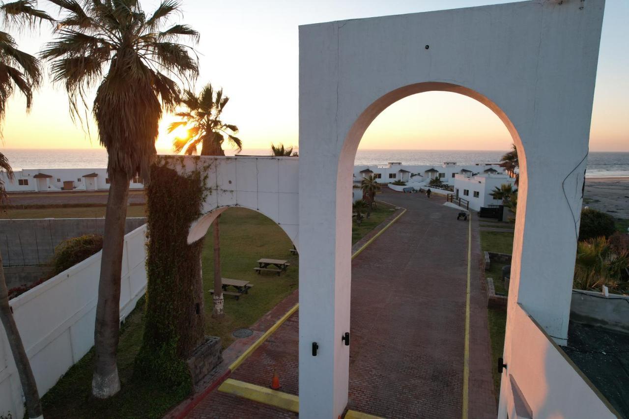 Quinta Pacifica Beachfront Villas روزاريتو المظهر الخارجي الصورة