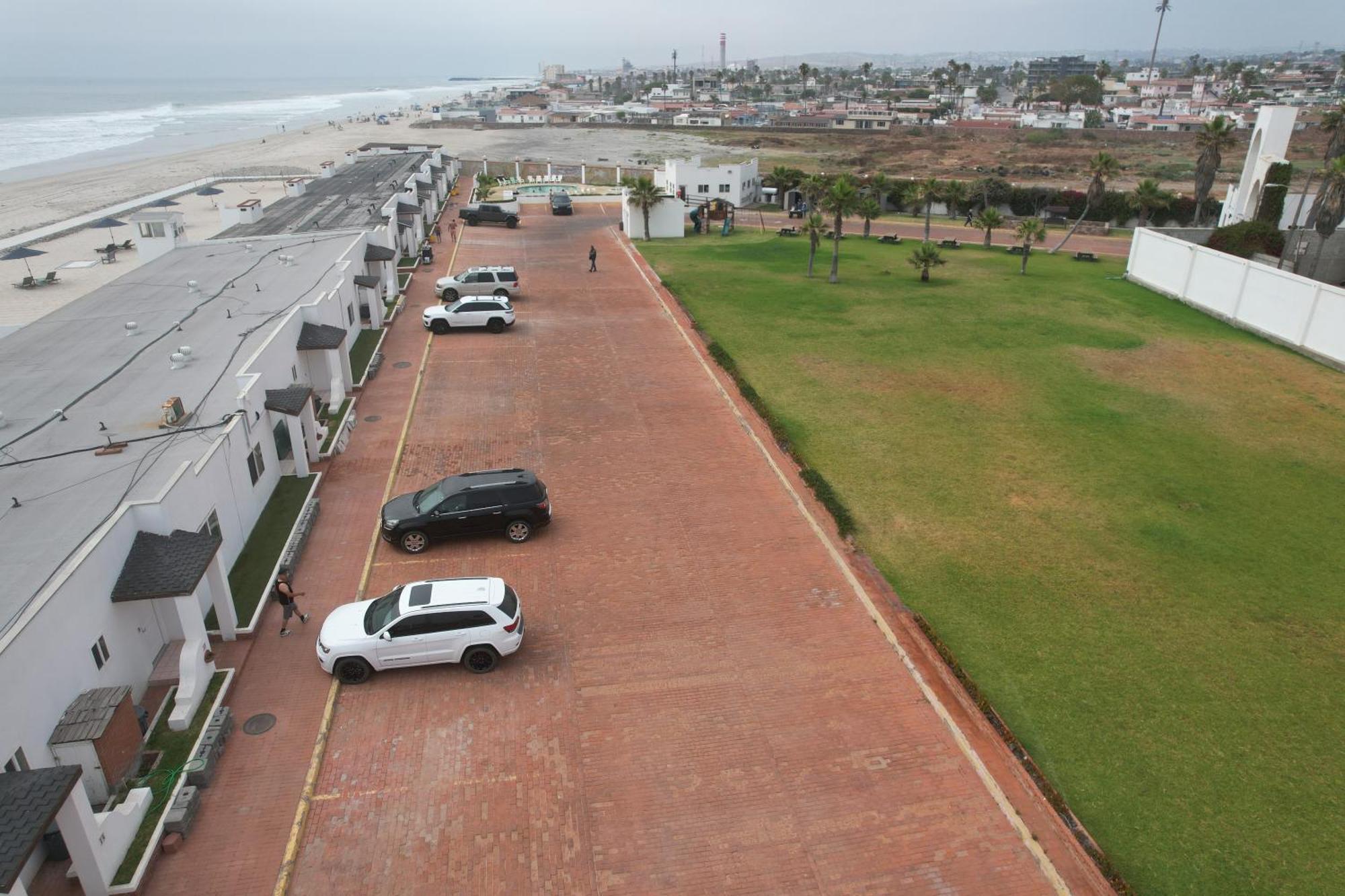 Quinta Pacifica Beachfront Villas روزاريتو المظهر الخارجي الصورة